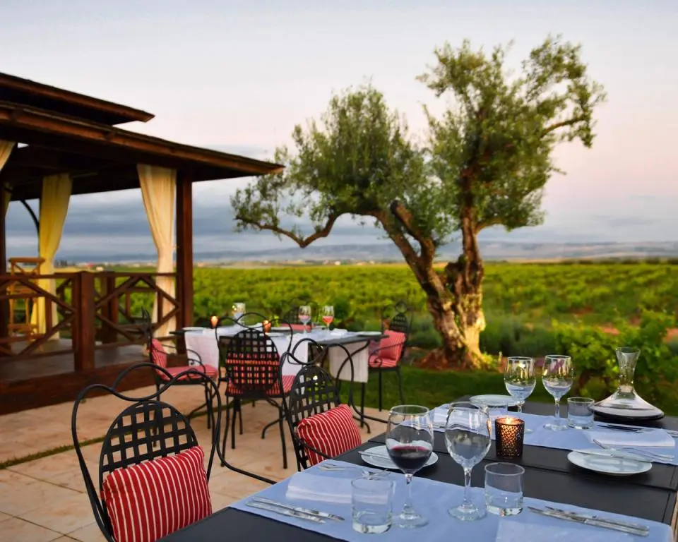 Gourmet meal at Château Roslane